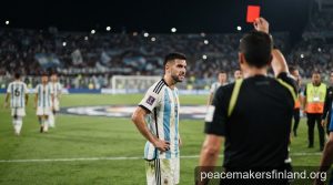 FIFA trừng phạt Argentina sau chung kết World Cup: Án treo giò 10 trận cho Paredes và hồi chuông cảnh báo